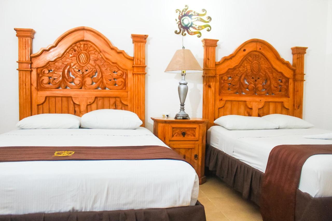 Palacio Canton Hotel - Valladolid Вальядолид Экстерьер фото